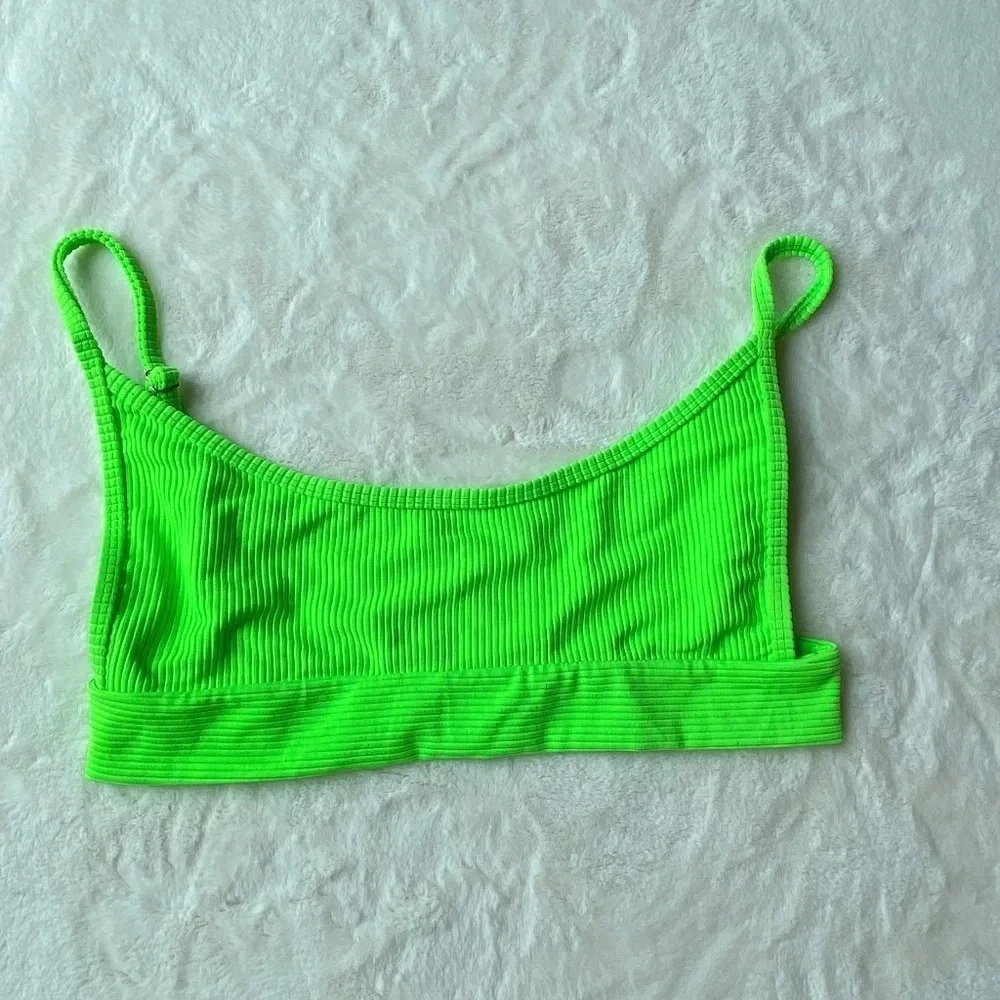 New! Frankies Bikinis neon green ribbed bikini top 19379